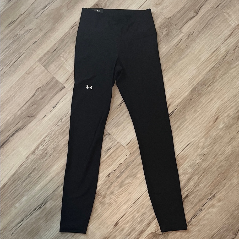 Under Armour Jet Black Performance Leggings - compression